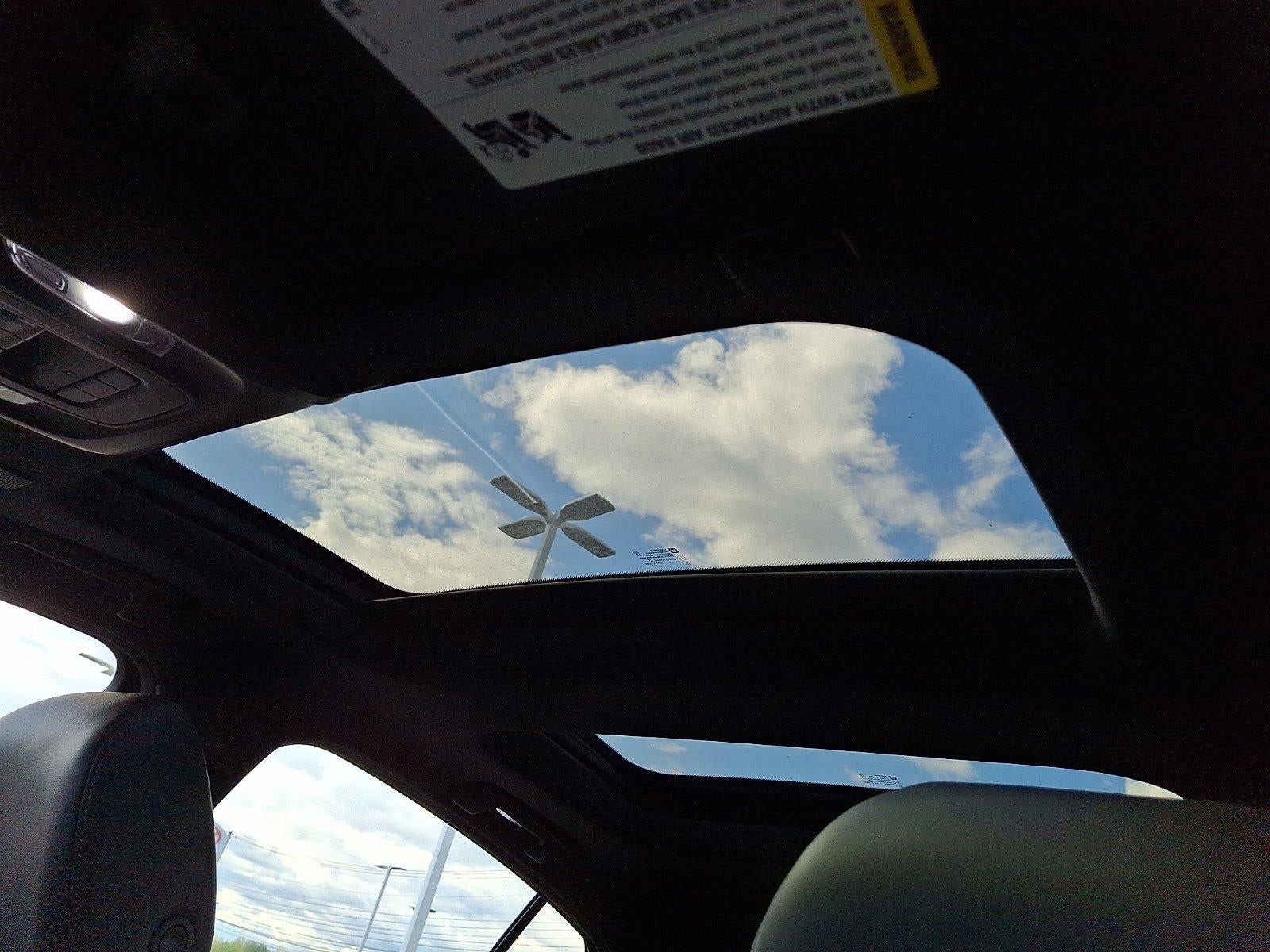 2023 Cadillac CT5 4dr Sdn Luxury