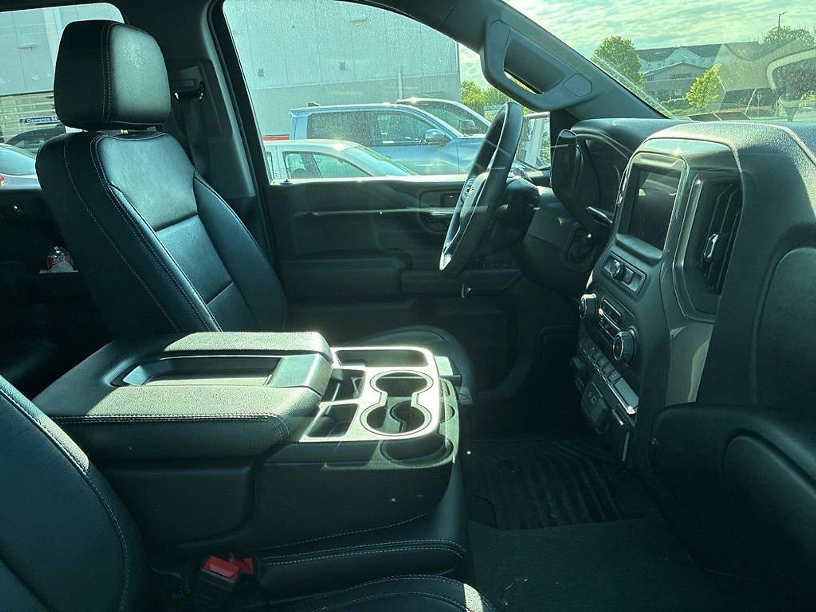 2023 Chevrolet Silverado 1500 Crew Cab Short Box 4-Wheel Drive Custom