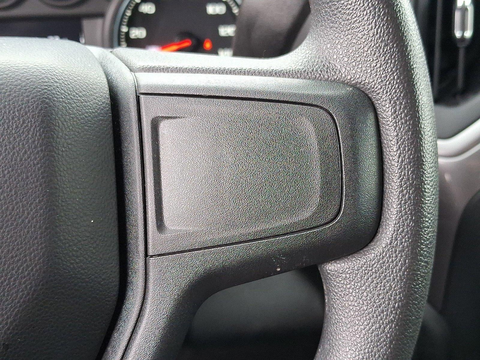 2022 Chevrolet Silverado 1500 Crew Cab Short Box 4-Wheel Drive Custom