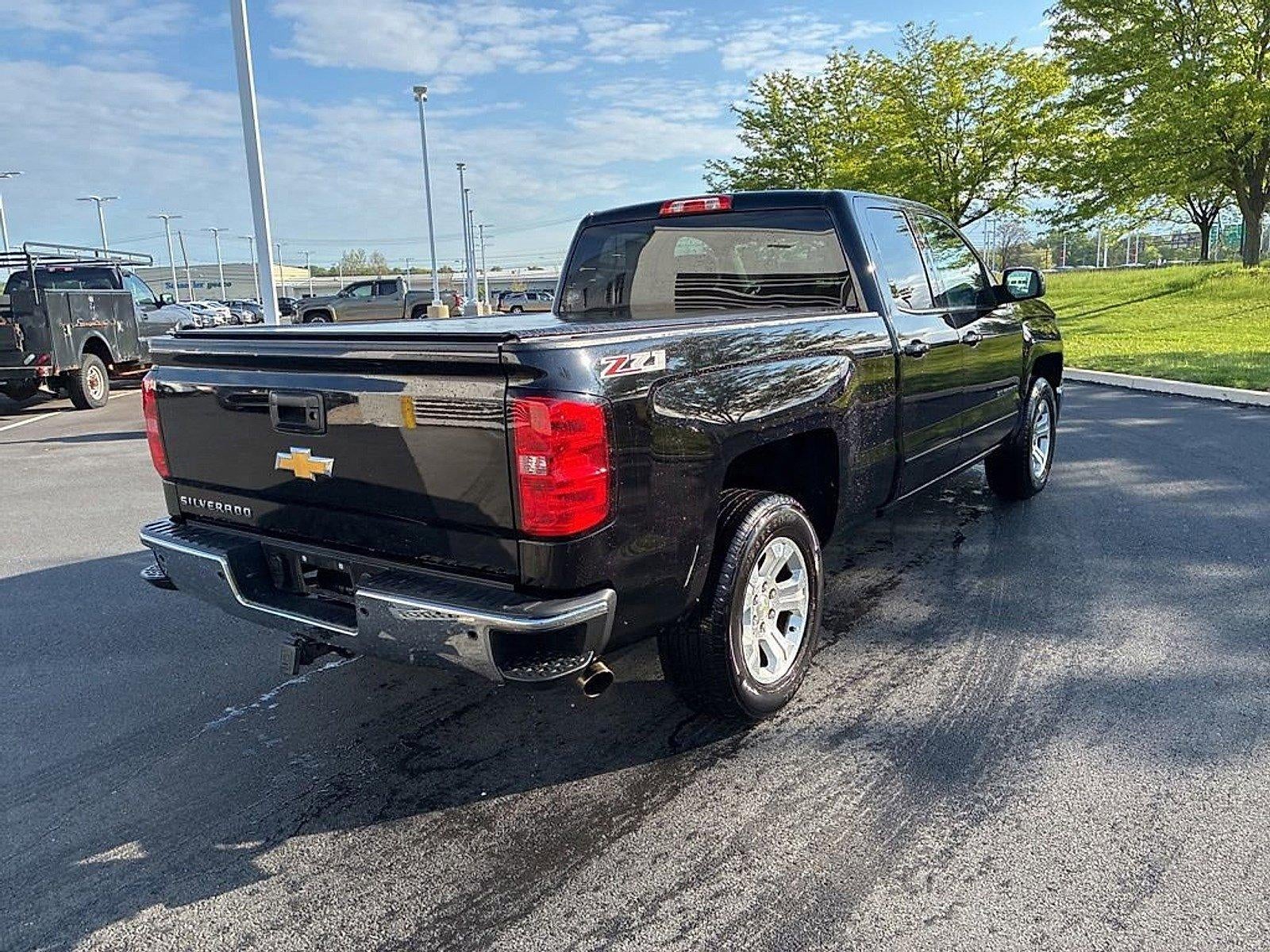 2015 Chevrolet Silverado 1500 Double Cab Standard Box 4-Wheel Drive LT Z71