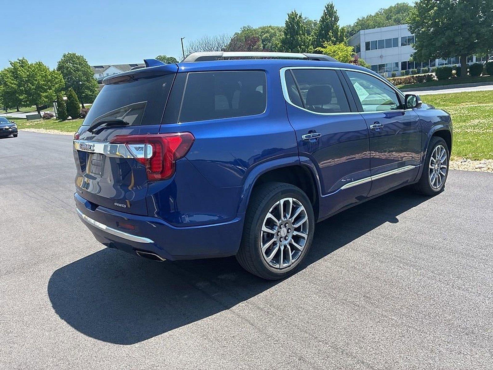 2023 GMC Acadia AWD Denali