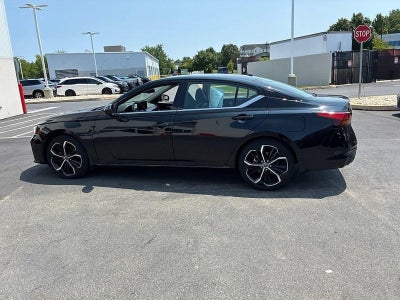 2023 Nissan Altima 2.5 SR Sedan