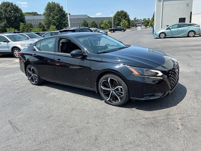 2023 Nissan Altima 2.5 SR Sedan