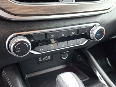 2023 Nissan Altima 2.5 SV Sedan