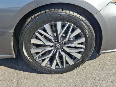 2024 Nissan Altima 2.5 SV Sedan