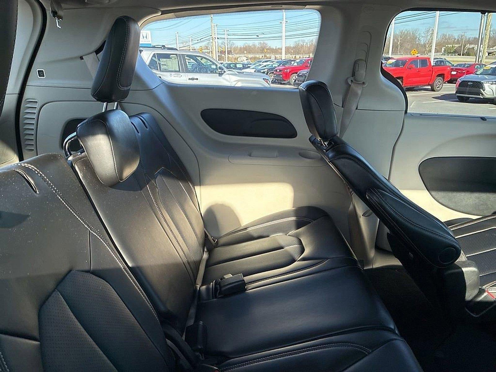 2024 Chrysler Pacifica Touring L FWD