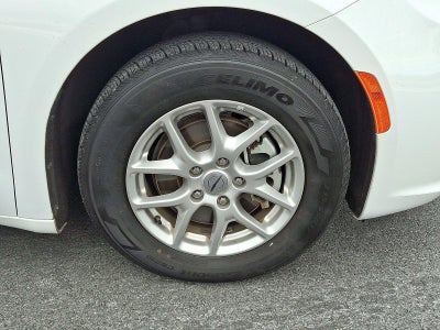 2024 Chrysler Pacifica Touring L FWD