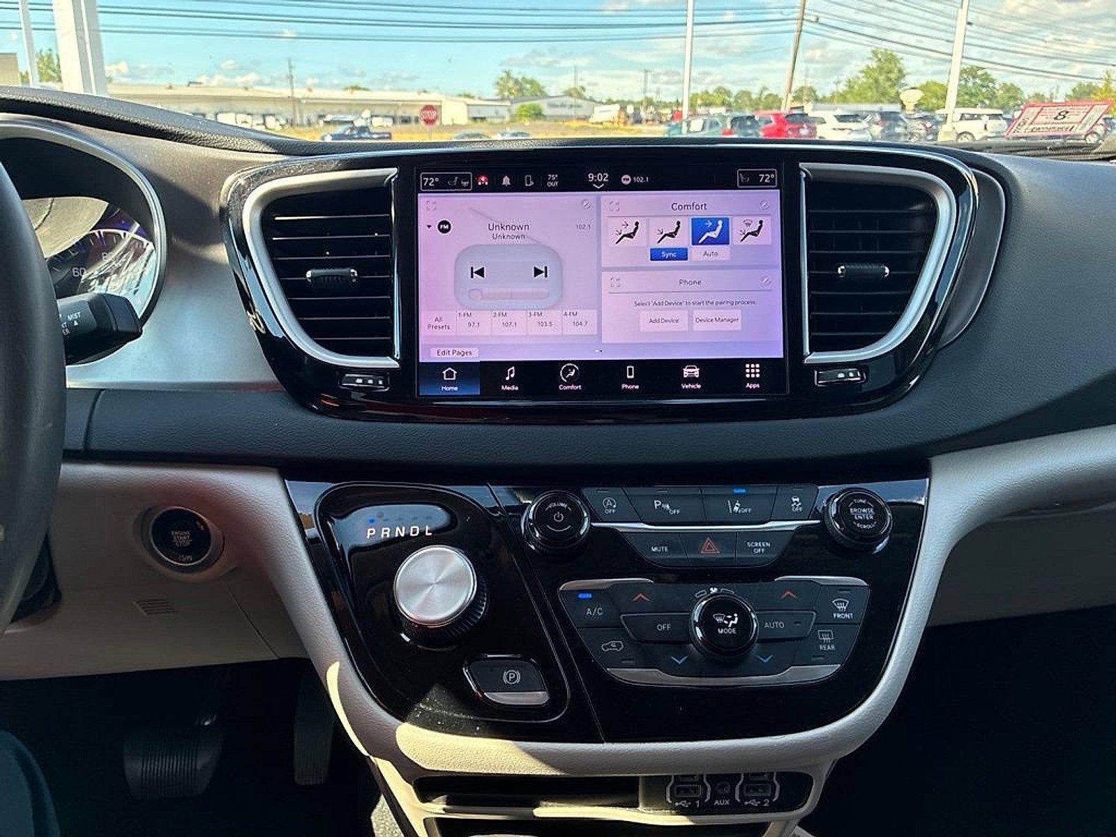 2023 Chrysler Pacifica Touring L FWD