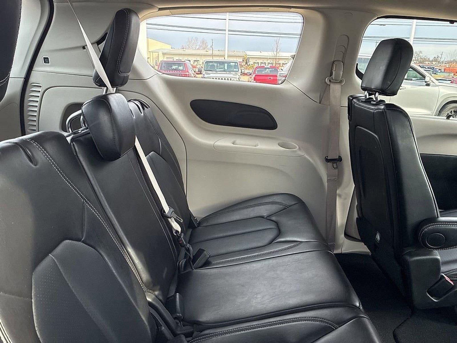 2024 Chrysler Pacifica Touring L FWD