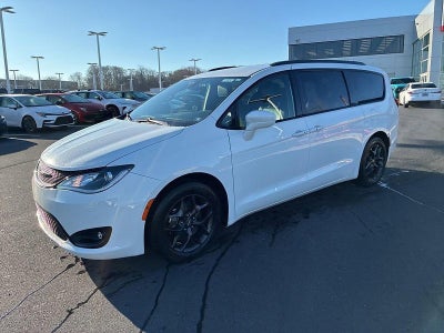 2018 Chrysler Pacifica Touring L Plus FWD