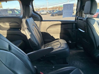 2018 Chrysler Pacifica Touring L Plus FWD