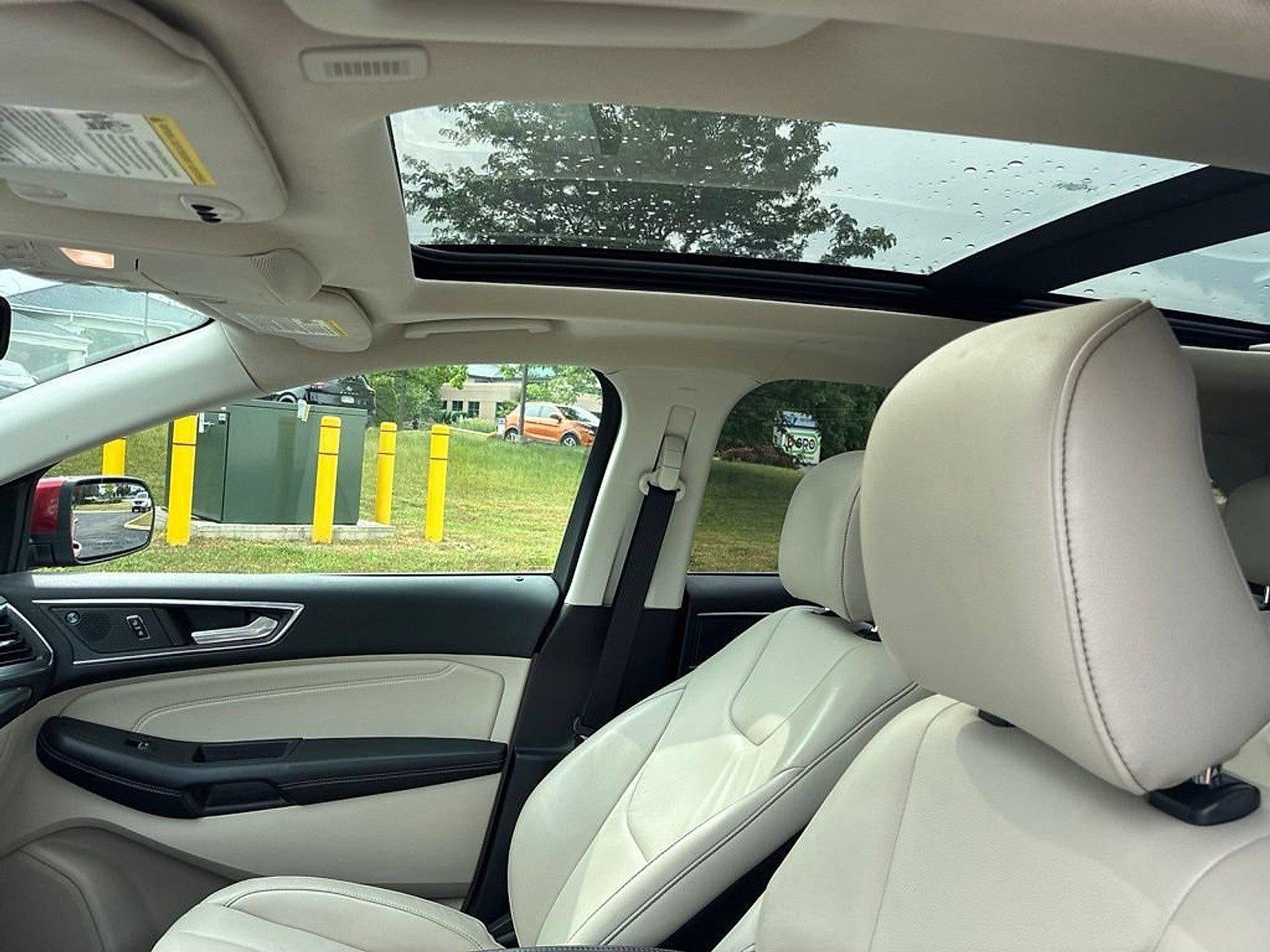 2022 Ford Edge Titanium AWD