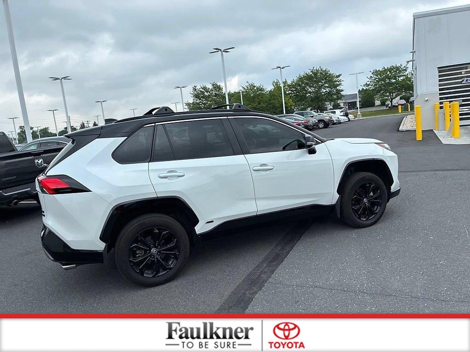 2024 Toyota RAV4 Hybrid XSE AWD (Natl)