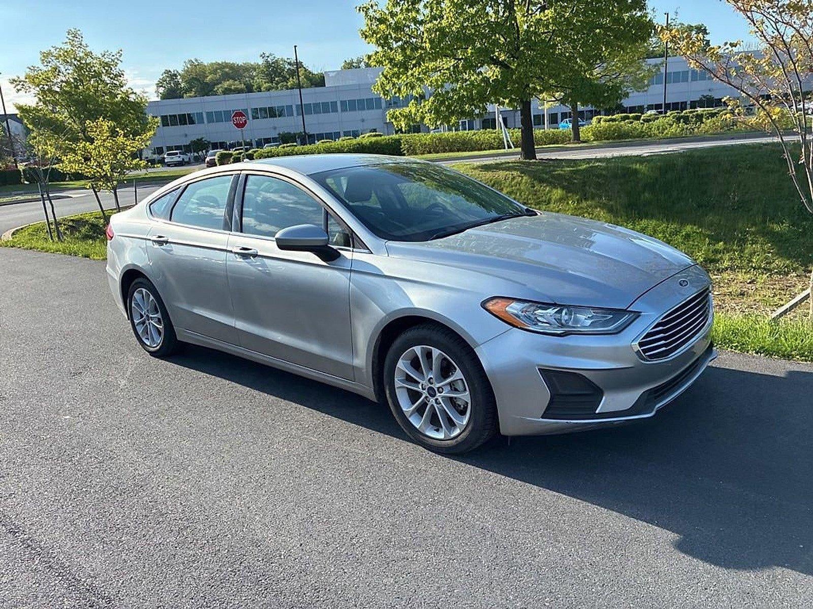 2020 Ford Fusion Hybrid SE FWD