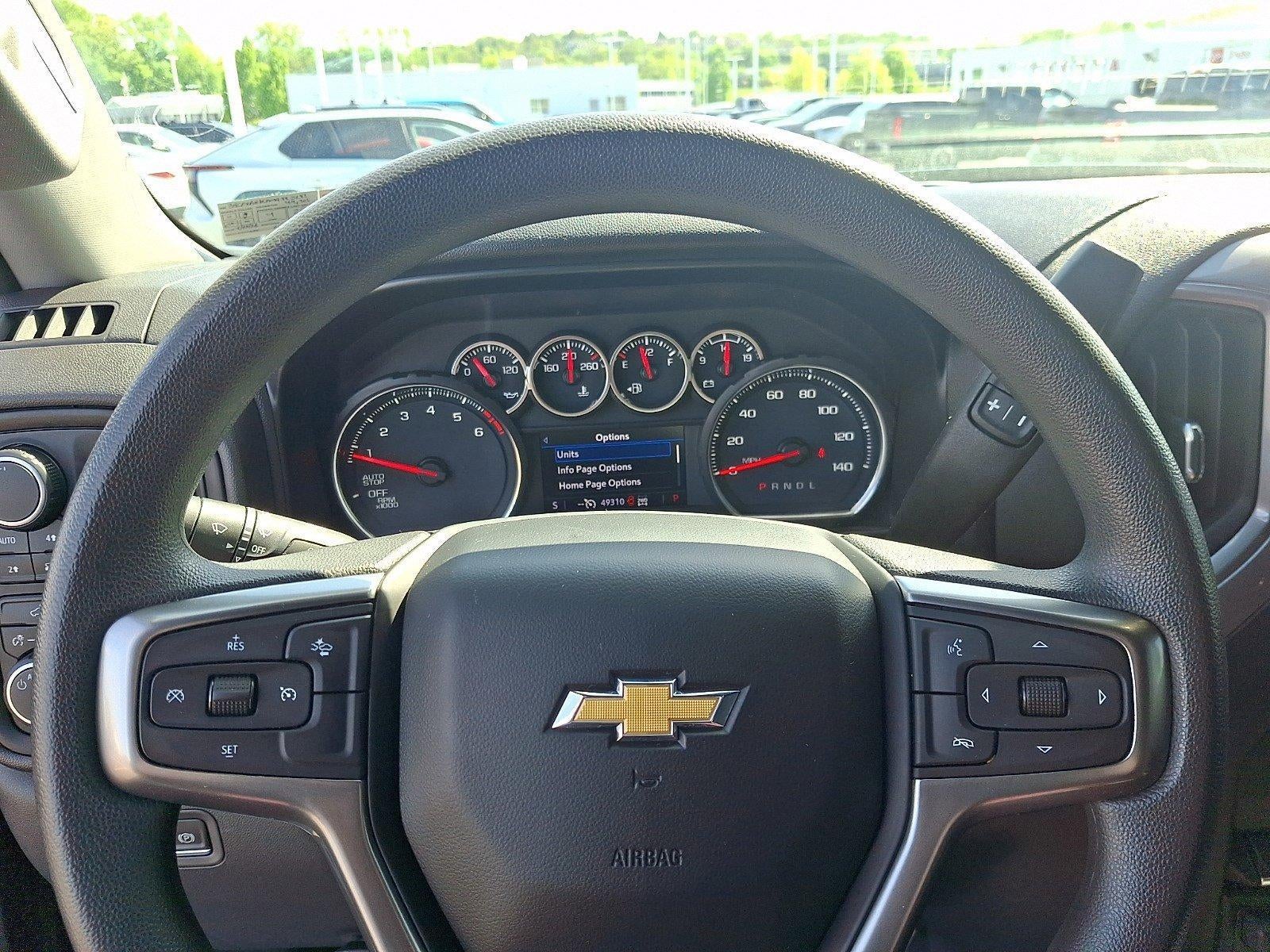 2021 Chevrolet Silverado 1500 Crew Cab Short Box 4-Wheel Drive Custom
