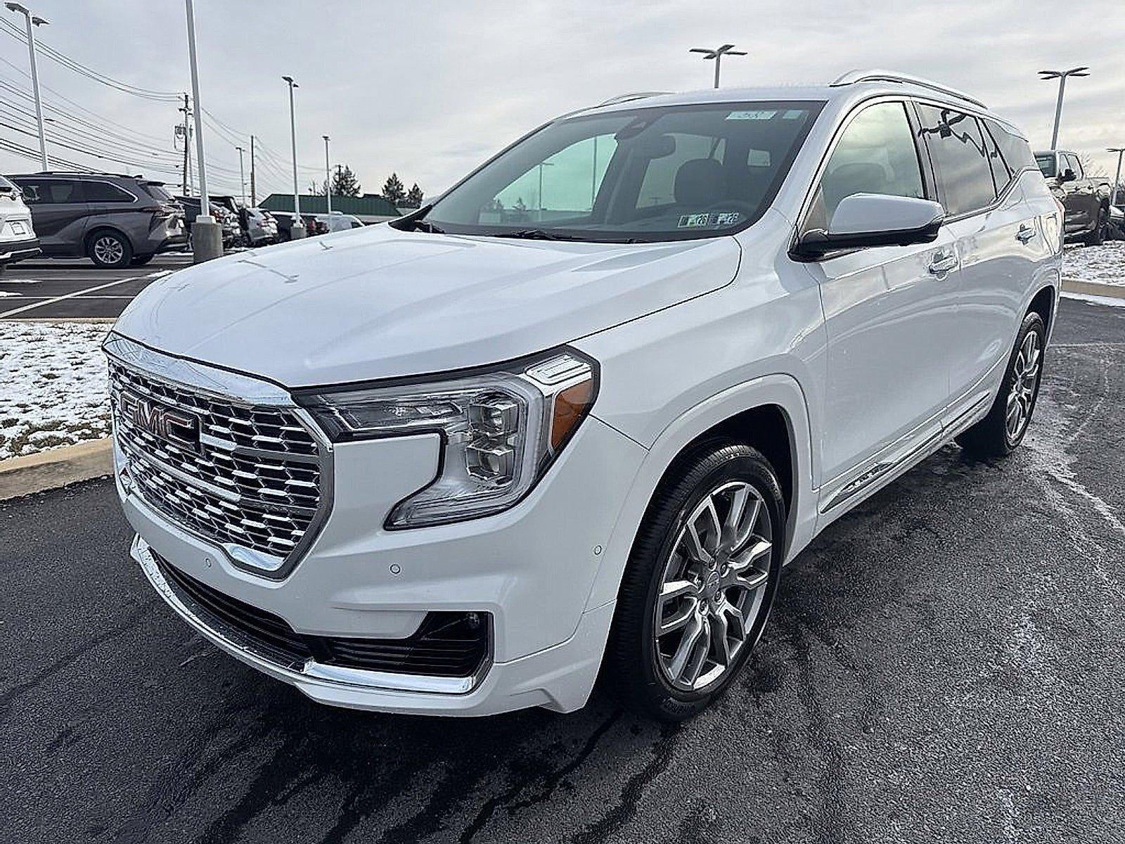 2023 GMC Terrain AWD 4dr Denali