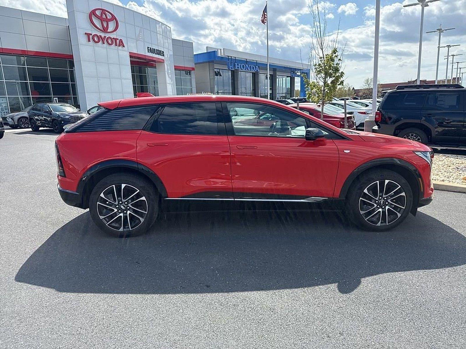 2025 Cadillac OPTIQ AWD 4dr Sport w/1SH