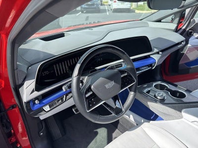 2025 Cadillac OPTIQ AWD 4dr Sport w/1SH