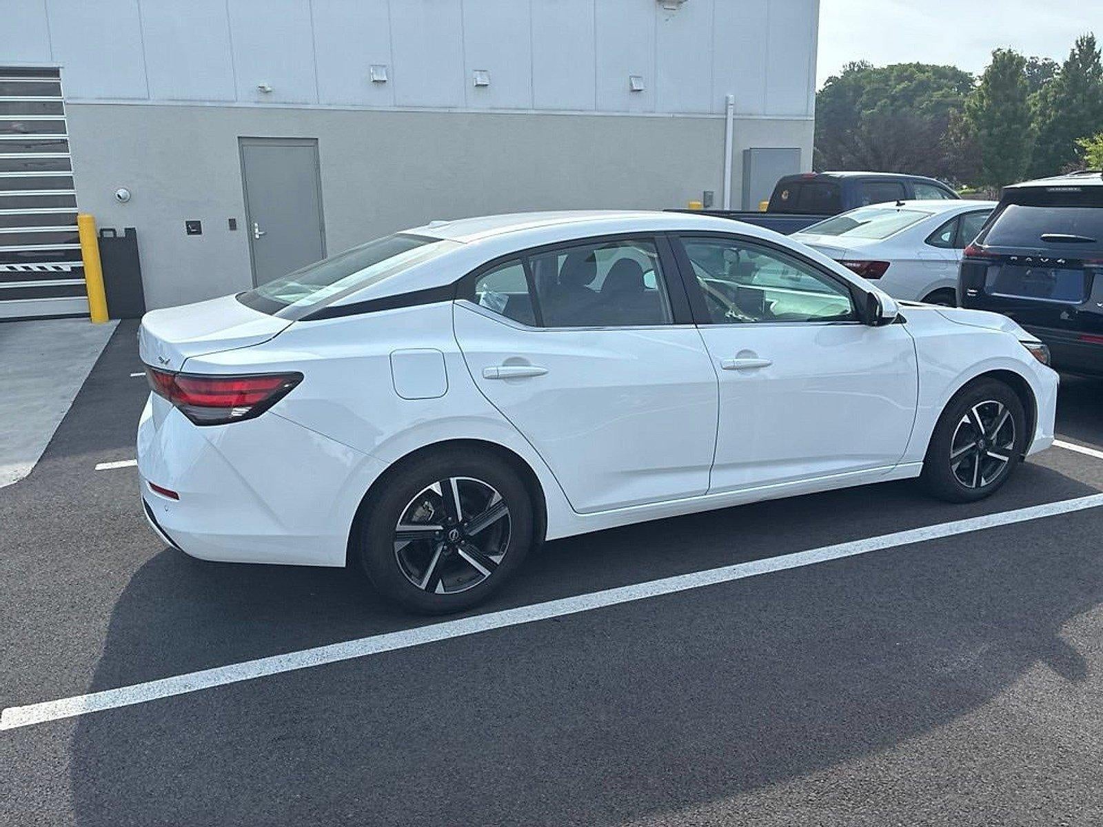 2024 Nissan Sentra SV CVT