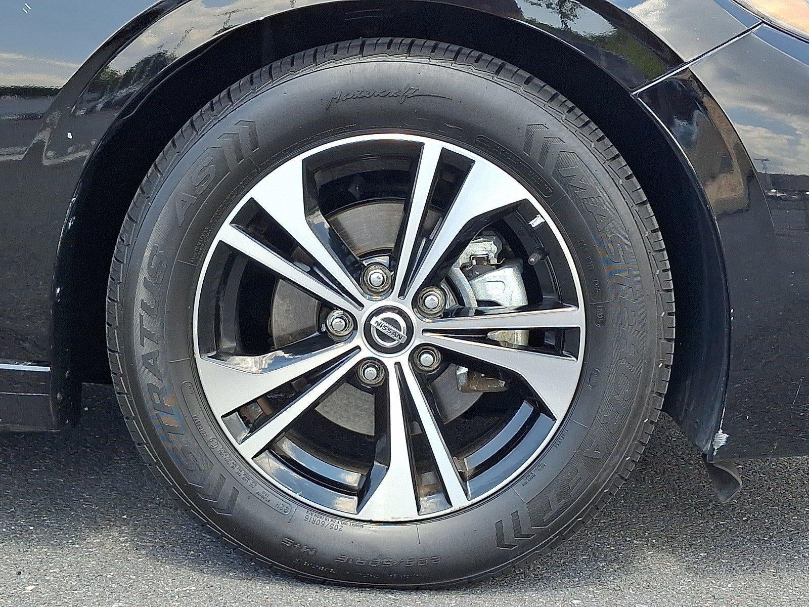 2023 Nissan Sentra SV CVT