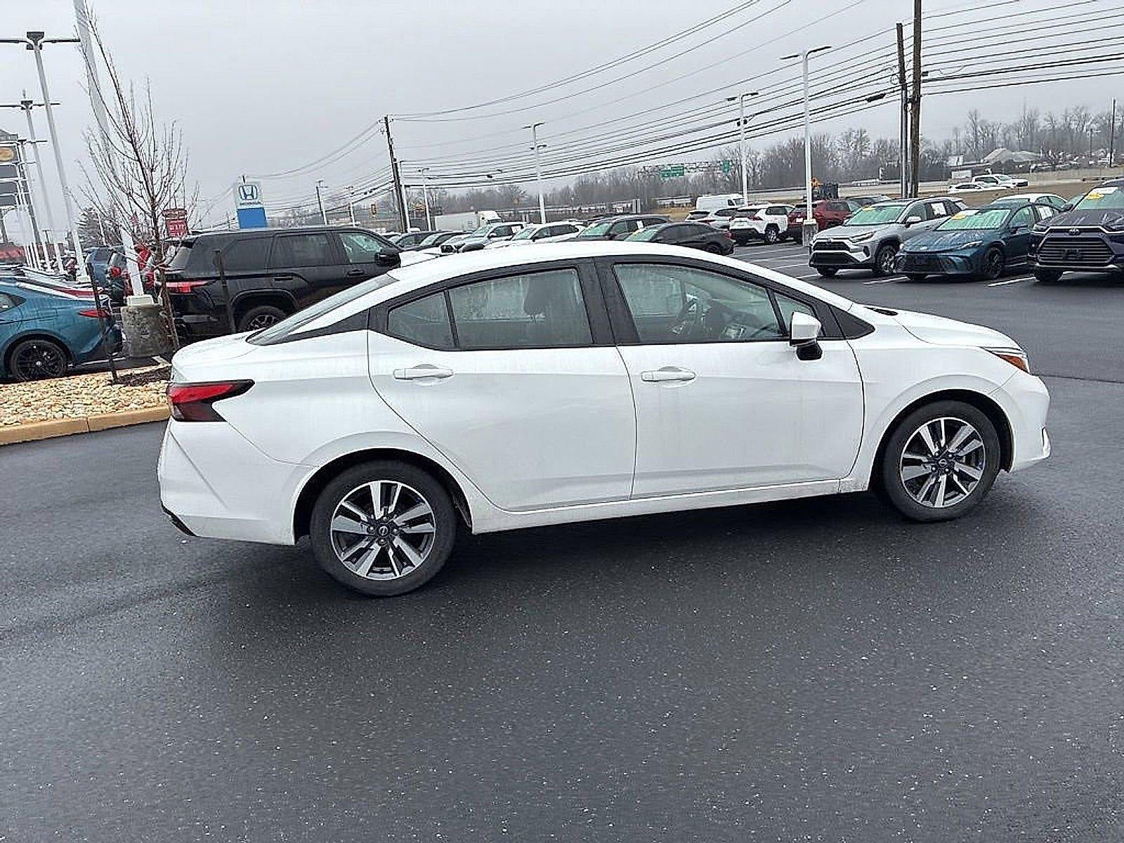 2023 Nissan Versa SV CVT