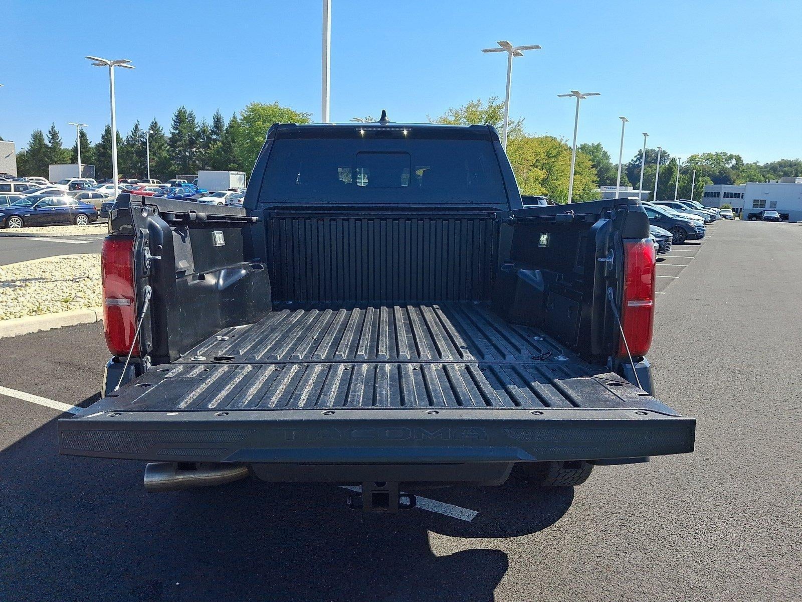 2025 Toyota Tacoma 4WD 4WD TRD Off Road Double Cab 6' Bed AT (Natl)