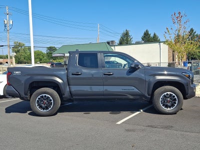 2025 Toyota Tacoma 4WD 4WD TRD Off Road Double Cab 6' Bed AT (Natl)