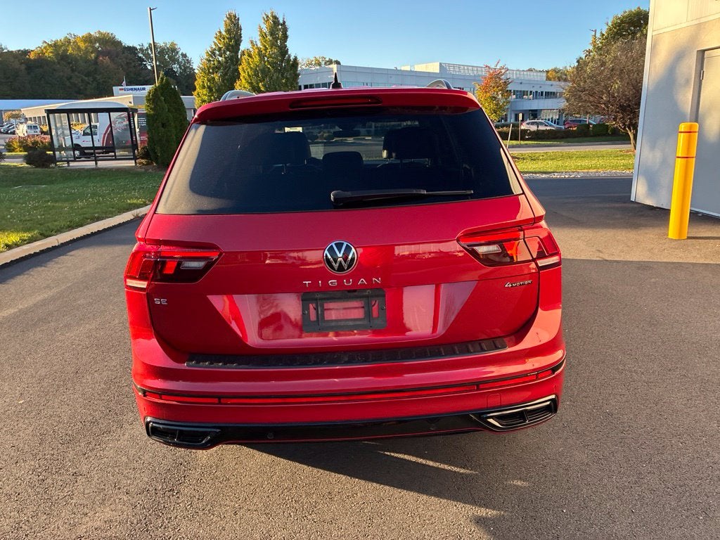 2024 Volkswagen Tiguan 2.0T SE R-Line Black