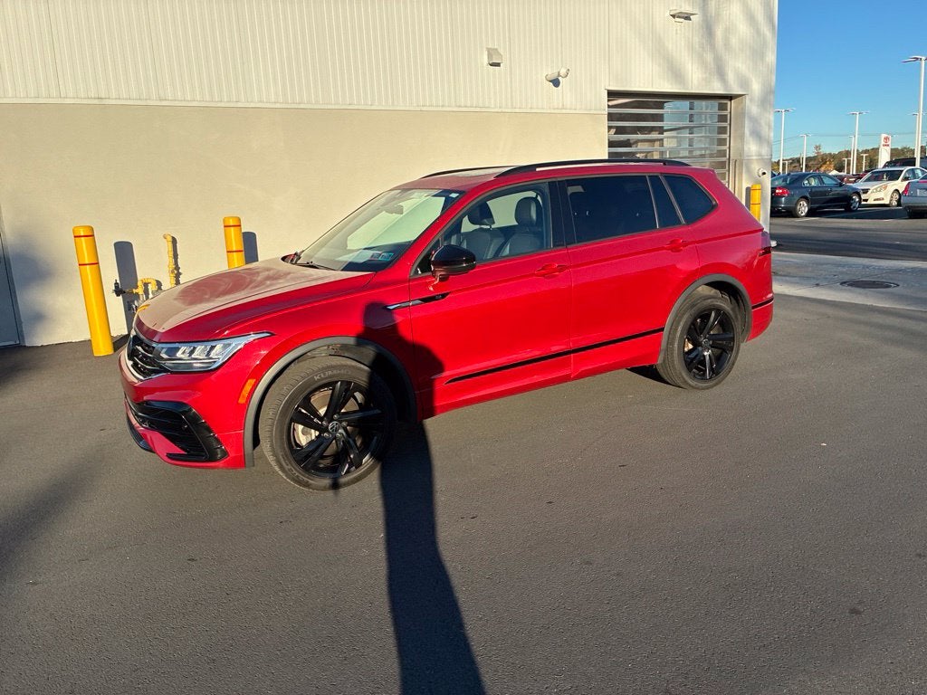 2024 Volkswagen Tiguan 2.0T SE R-Line Black