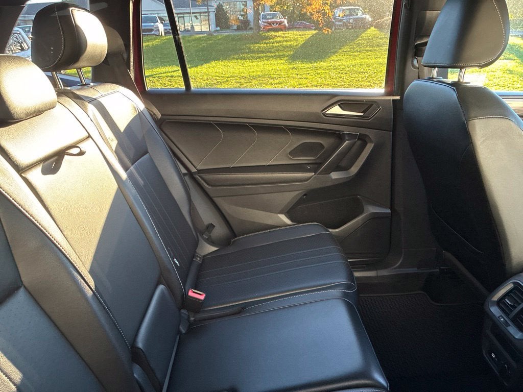 2024 Volkswagen Tiguan 2.0T SE R-Line Black