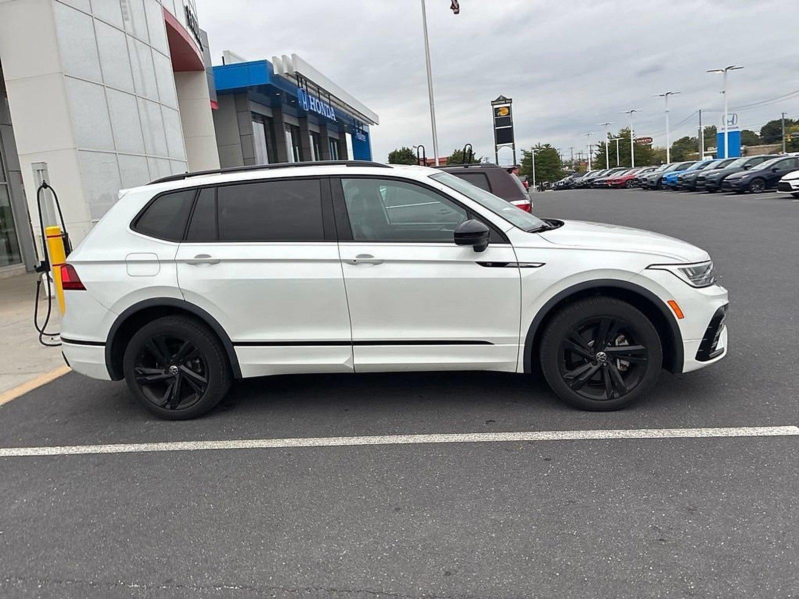2024 Volkswagen Tiguan 2.0T SE R-Line Black 4MOTION