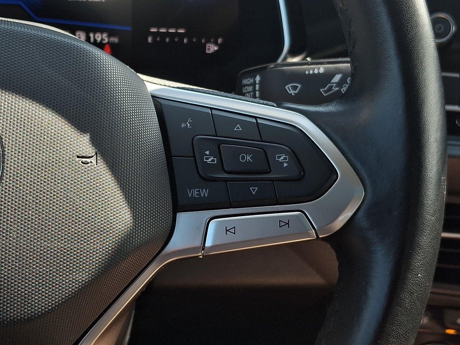 2024 Volkswagen Jetta SE Auto
