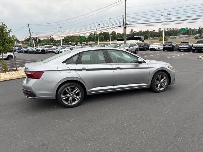 2024 Volkswagen Jetta SE Auto