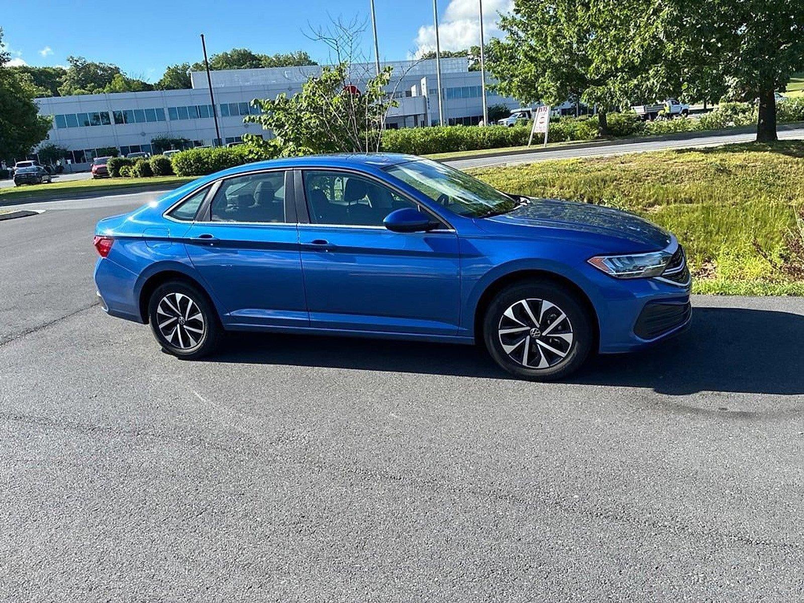 2022 Volkswagen Jetta S Auto
