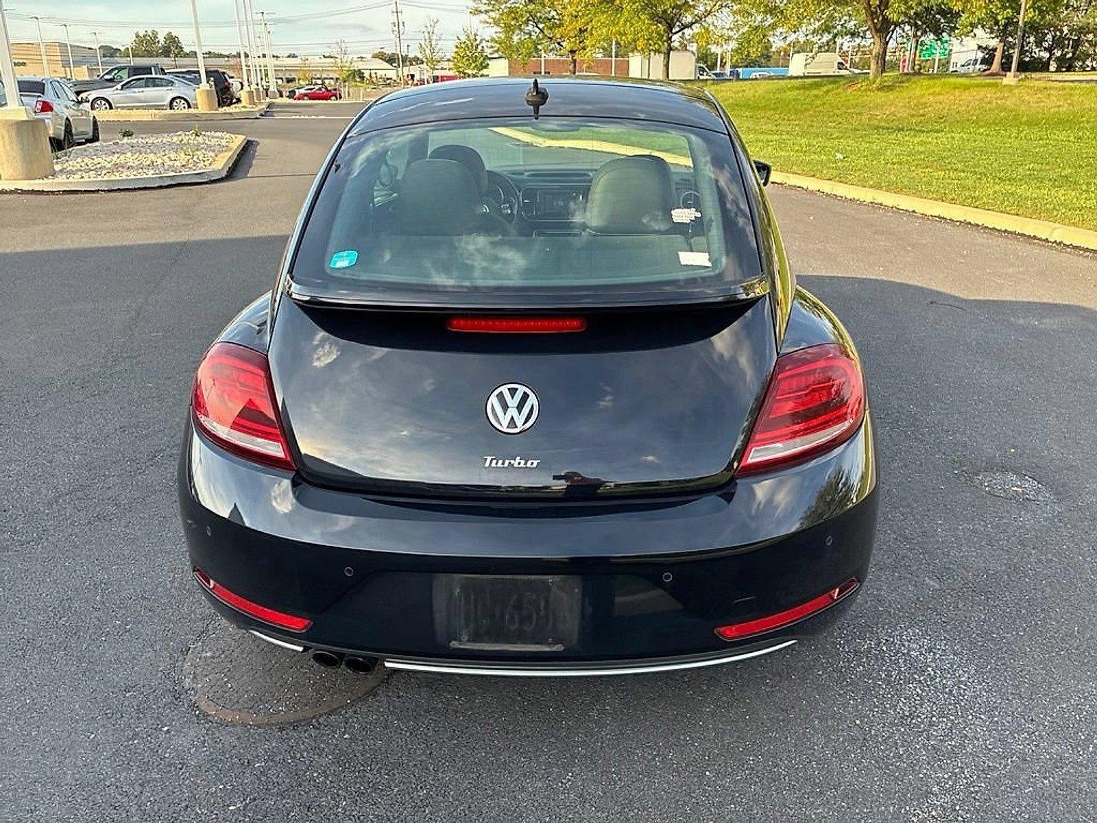 2019 Volkswagen Beetle SE Auto