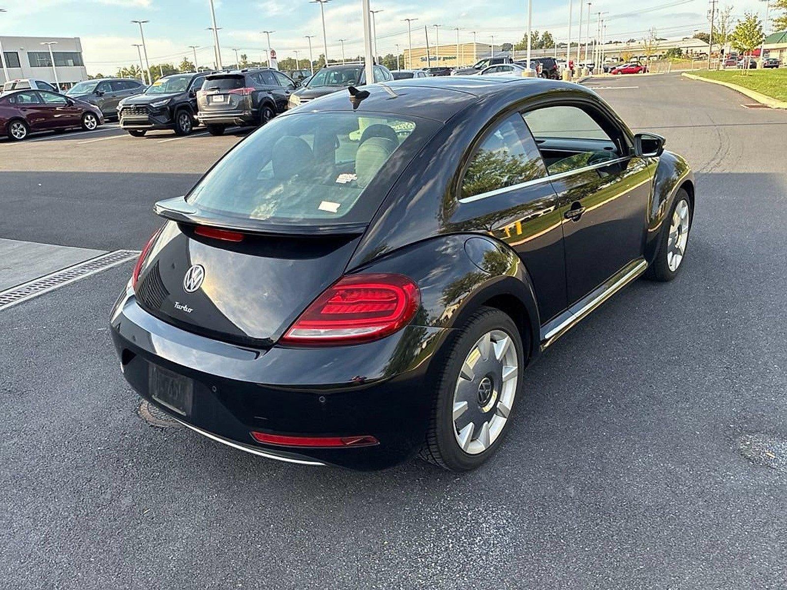 2019 Volkswagen Beetle SE Auto