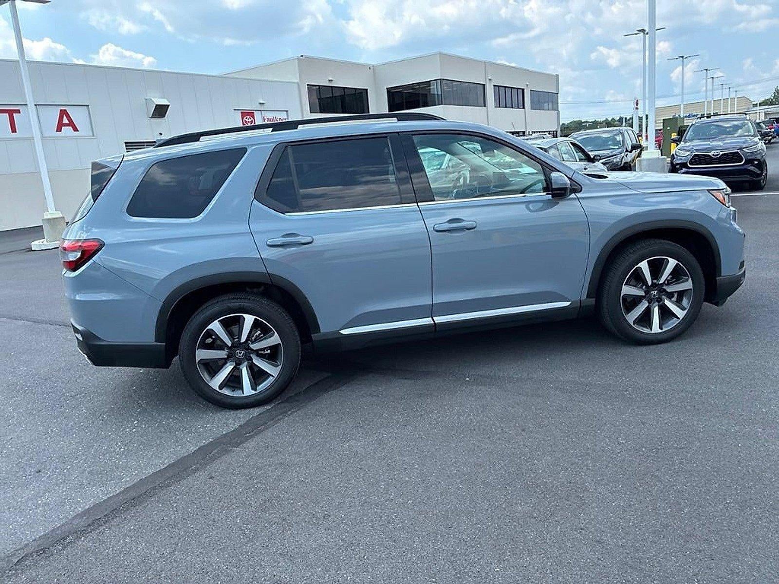 2025 Honda Pilot Touring AWD