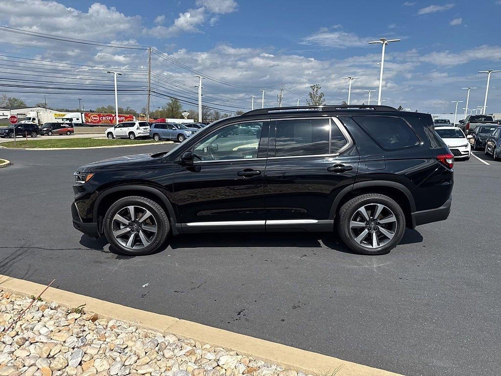 2023 Honda Pilot Elite AWD