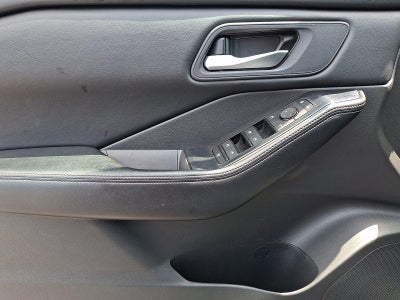 2024 Nissan Rogue AWD SV