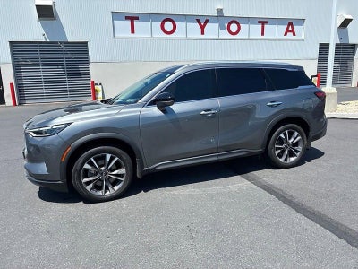 2022 INFINITI QX60 LUXE AWD