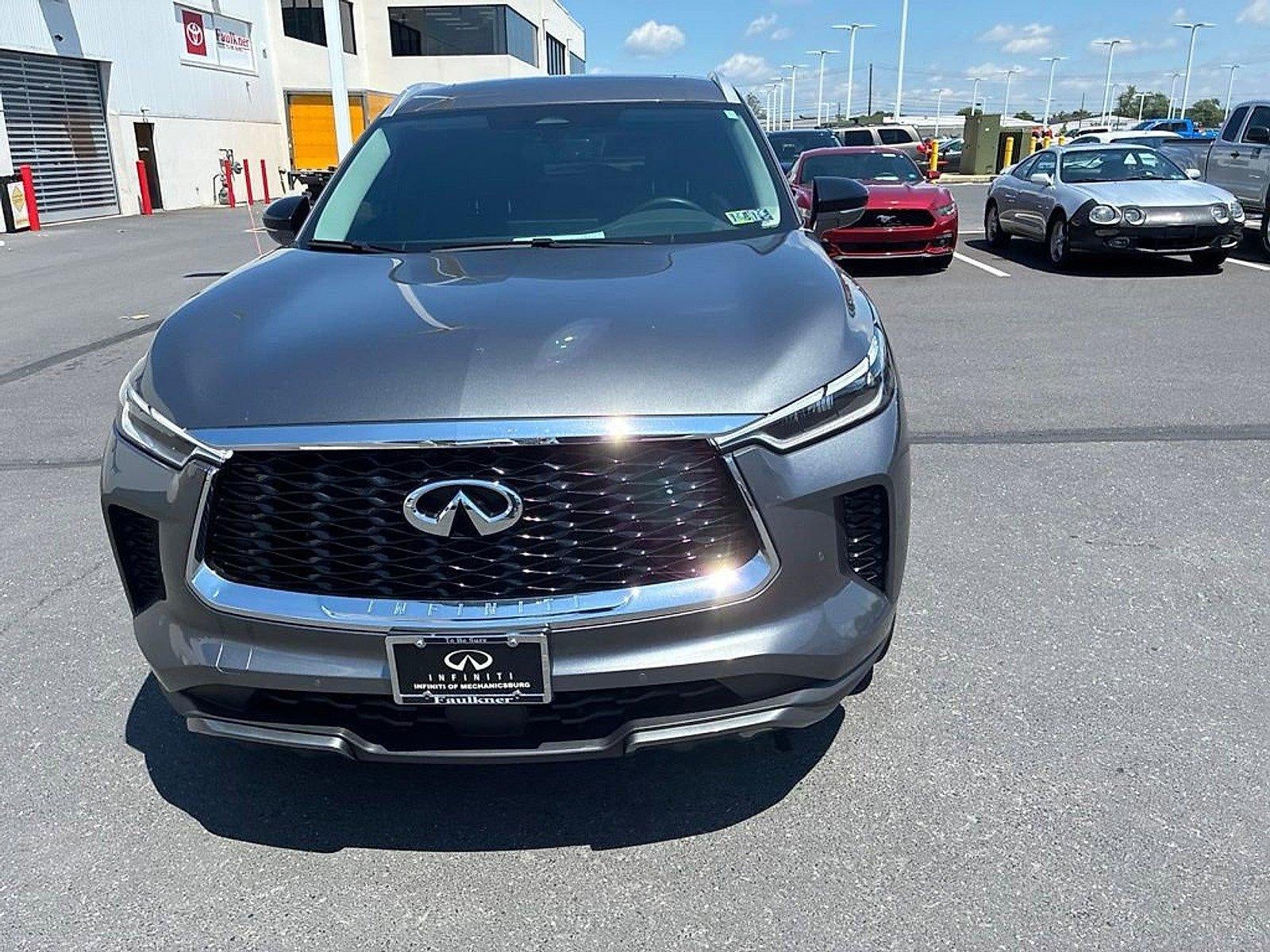 2022 INFINITI QX60 LUXE AWD