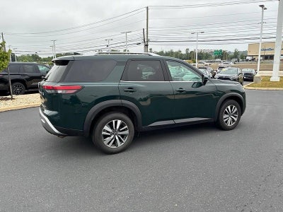 2025 Nissan Pathfinder SL 4WD