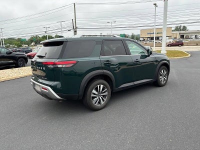 2025 Nissan Pathfinder SL 4WD