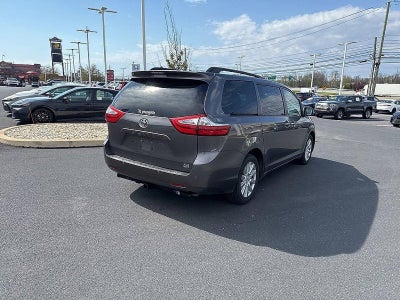 2017 Toyota Sienna Limited Premium AWD 7-Passenger (Natl)