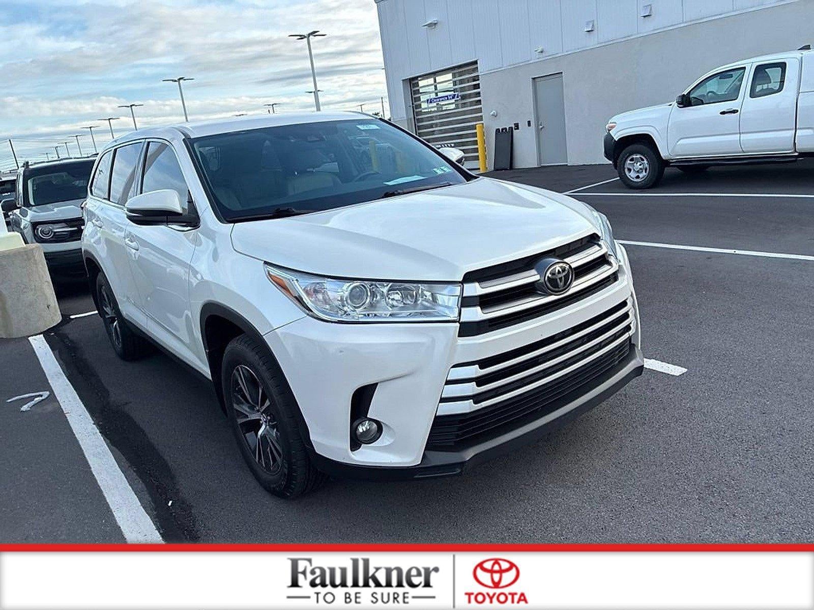 2019 Toyota Highlander LE Plus V6 FWD (SE)