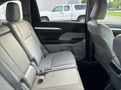 2019 Toyota Highlander LE Plus V6 FWD (SE)
