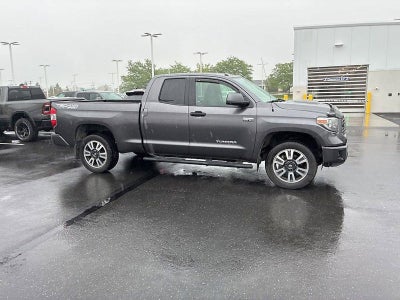 2018 Toyota Tundra 4WD 4WD SR5 Double Cab 6.5' Bed 5.7L (Natl)