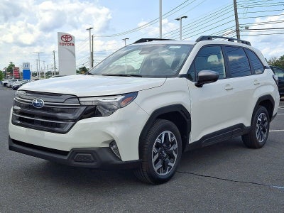 2025 Subaru Forester Premium AWD