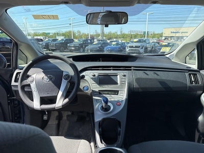 2013 Toyota Prius 5dr HB Two (Natl)