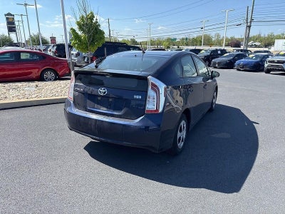 2013 Toyota Prius 5dr HB Two (Natl)